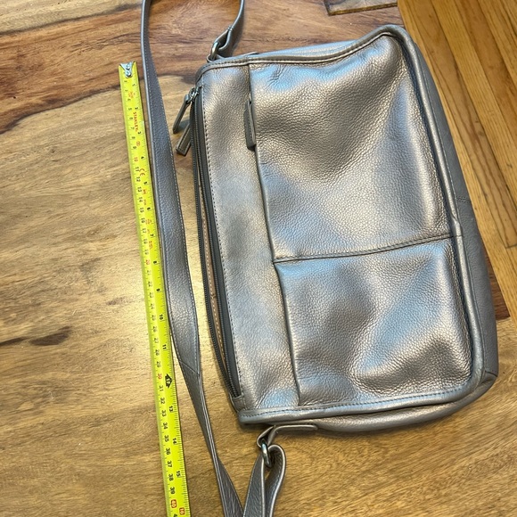 Eric Alexandr leather everyday purse with many compartments - Picture 5 of 9